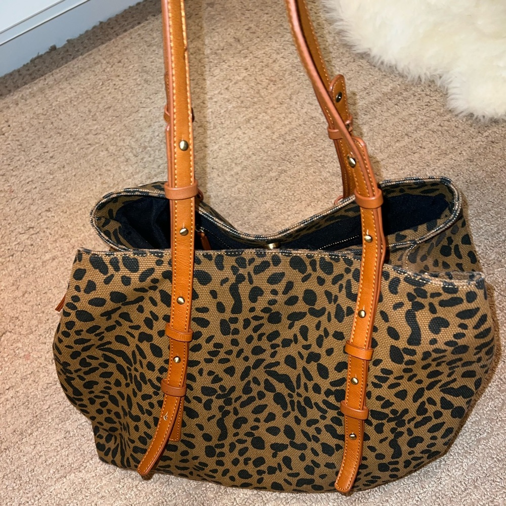 Street Level travel tote bag